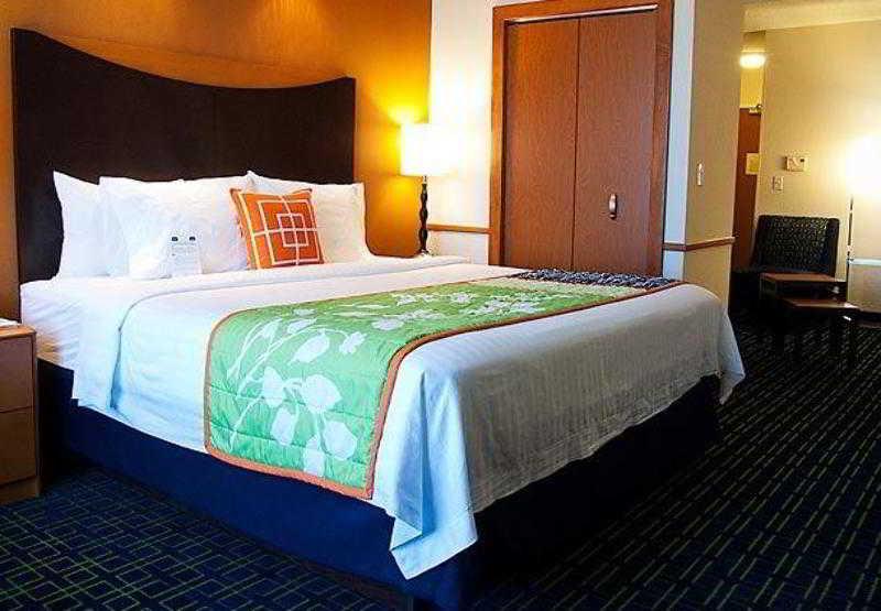 Fairfield Inn & Suites Tampa Fairgrounds/Casino Orient Park Ngoại thất bức ảnh