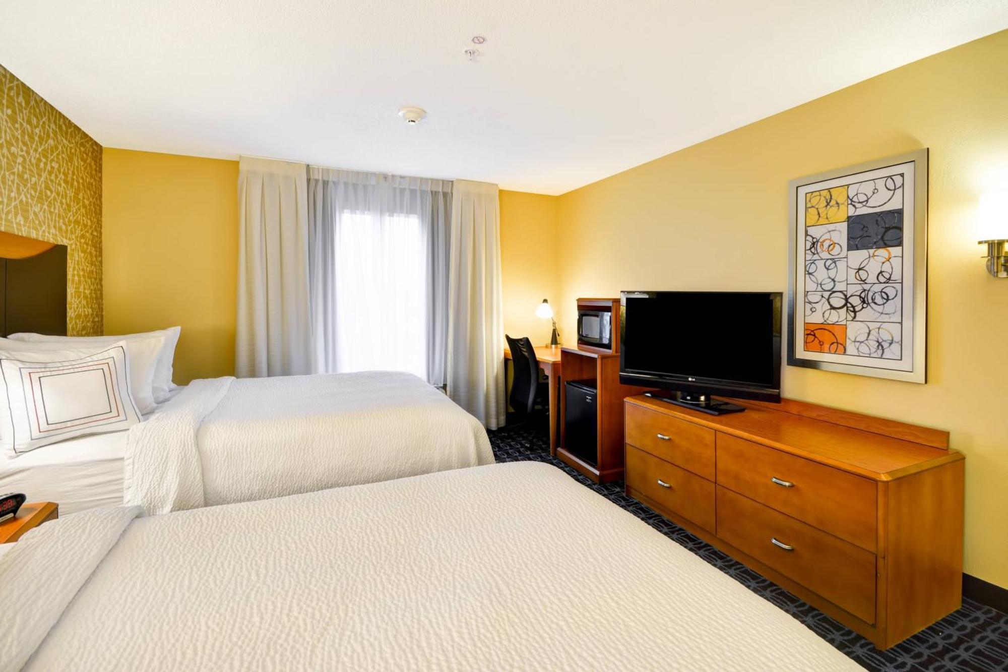 Fairfield Inn & Suites Tampa Fairgrounds/Casino Orient Park Ngoại thất bức ảnh