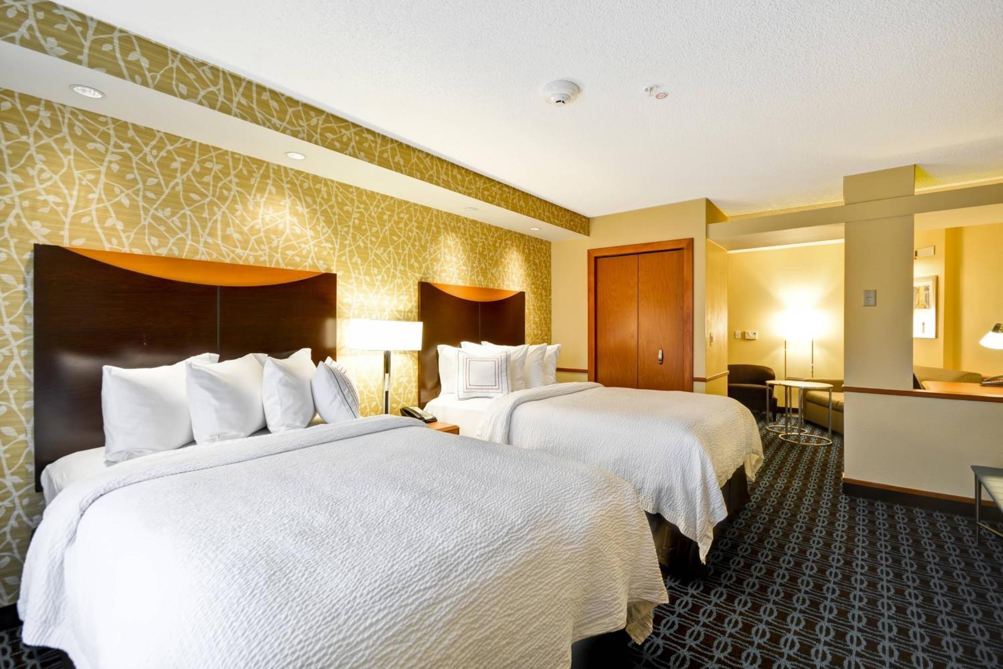 Fairfield Inn & Suites Tampa Fairgrounds/Casino Orient Park Ngoại thất bức ảnh